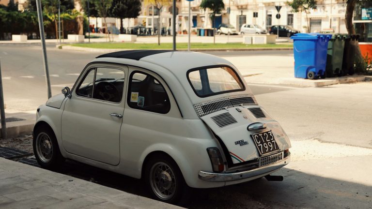 Utilitaire sans permis : comment choisir et comprendre la règle